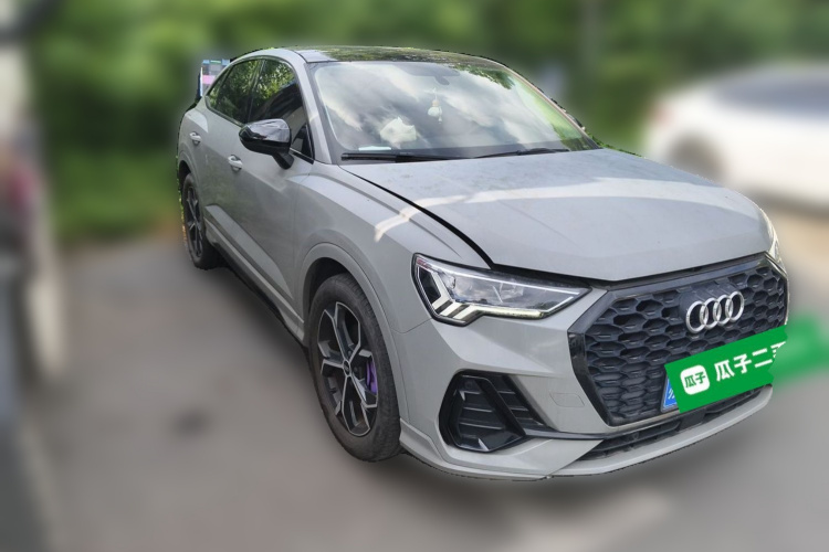 Audi Q3 2021 car image #4