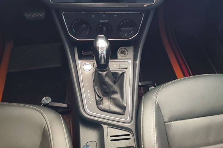 Volkswagen Lavida 2018 #14 Volkswagen Lavida 2018 car image #14