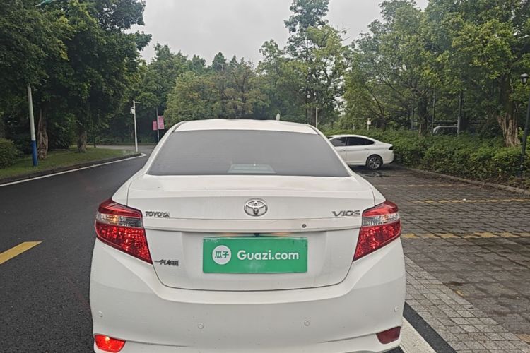 Toyota Vios 2015 car image #6