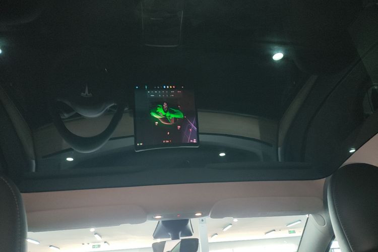 Tesla Model Y 2022 #18 Tesla Model Y 2022 car image #18