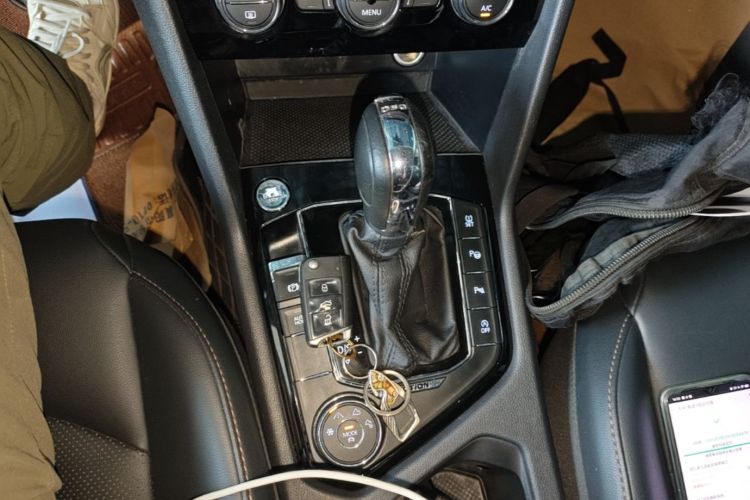 Volkswagen Tharu 2020 car image #14