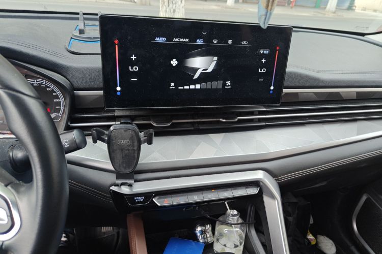 GEELY Vision X6 2021 #14 GEELY Vision X6 2021 car image #14