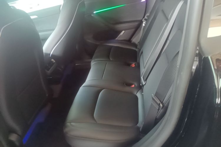 Tesla Model Y 2024 #17 Tesla Model Y 2024 car image #17