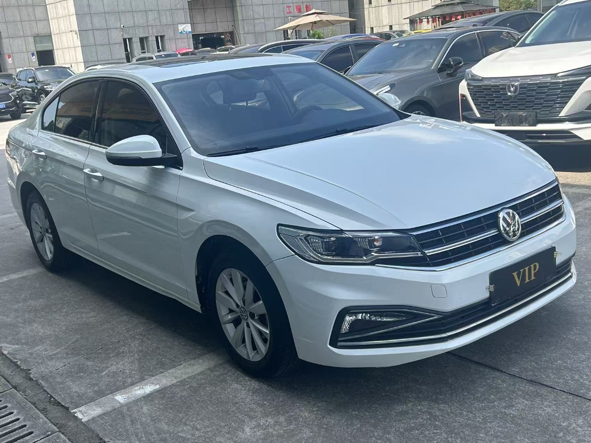 Volkswagen Bora 2020 car image #3