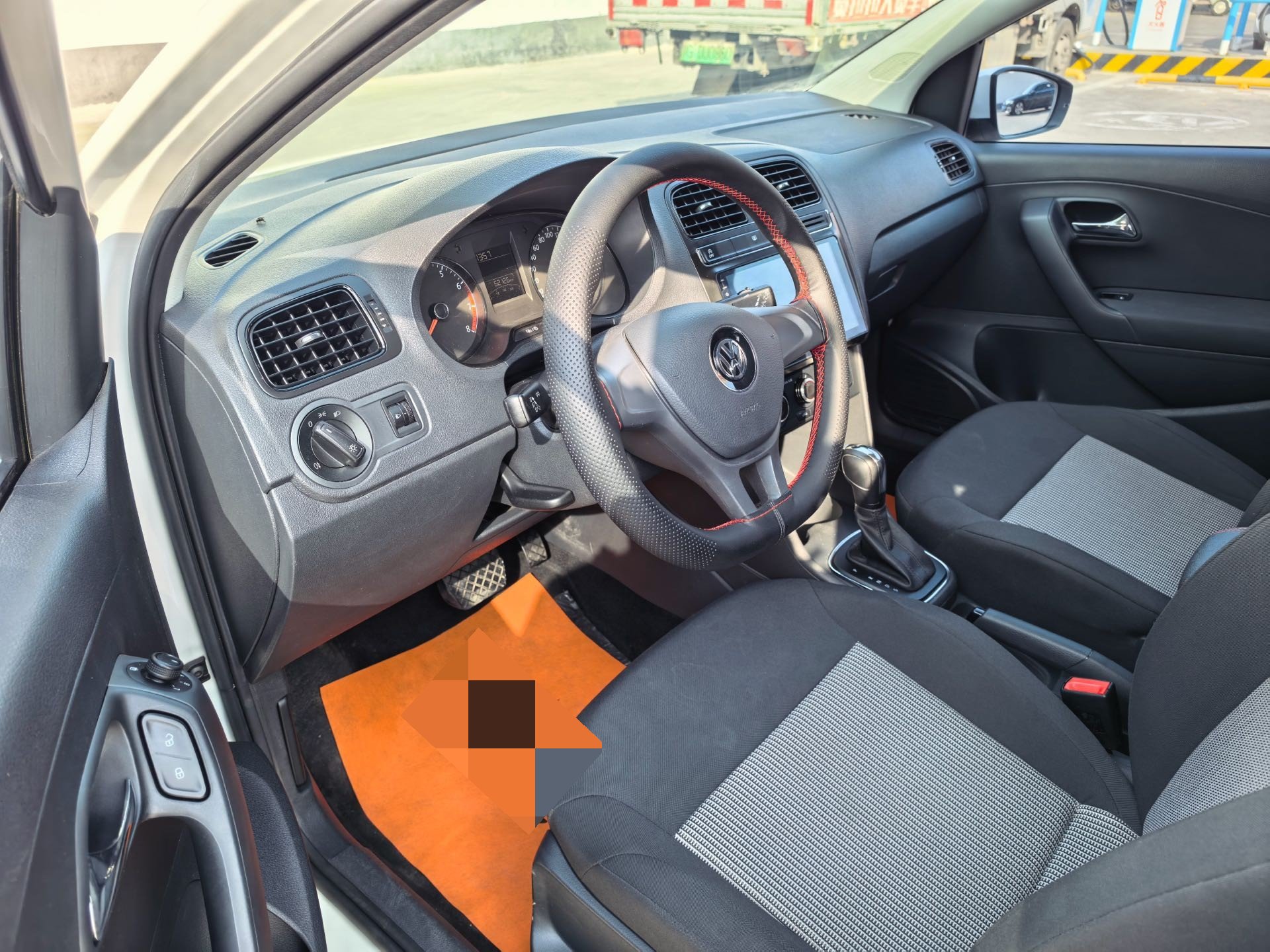 Volkswagen Polo 2019 #7 Volkswagen Polo 2019 car image #7