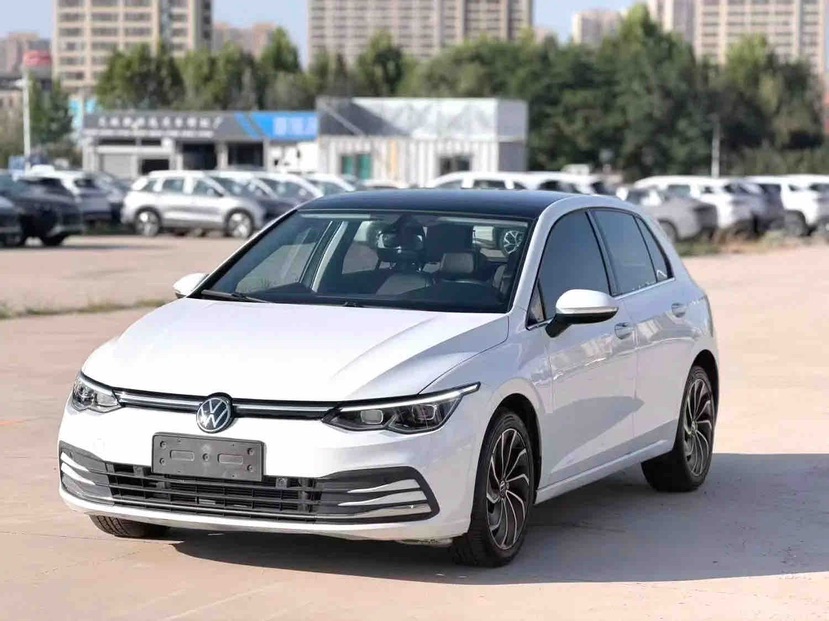 Volkswagen Golf 2022 car image 