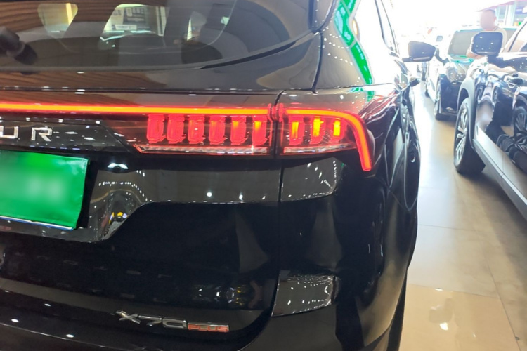Jetour X70 PLUS 2023 #8 Jetour X70 PLUS 2023 car image #8