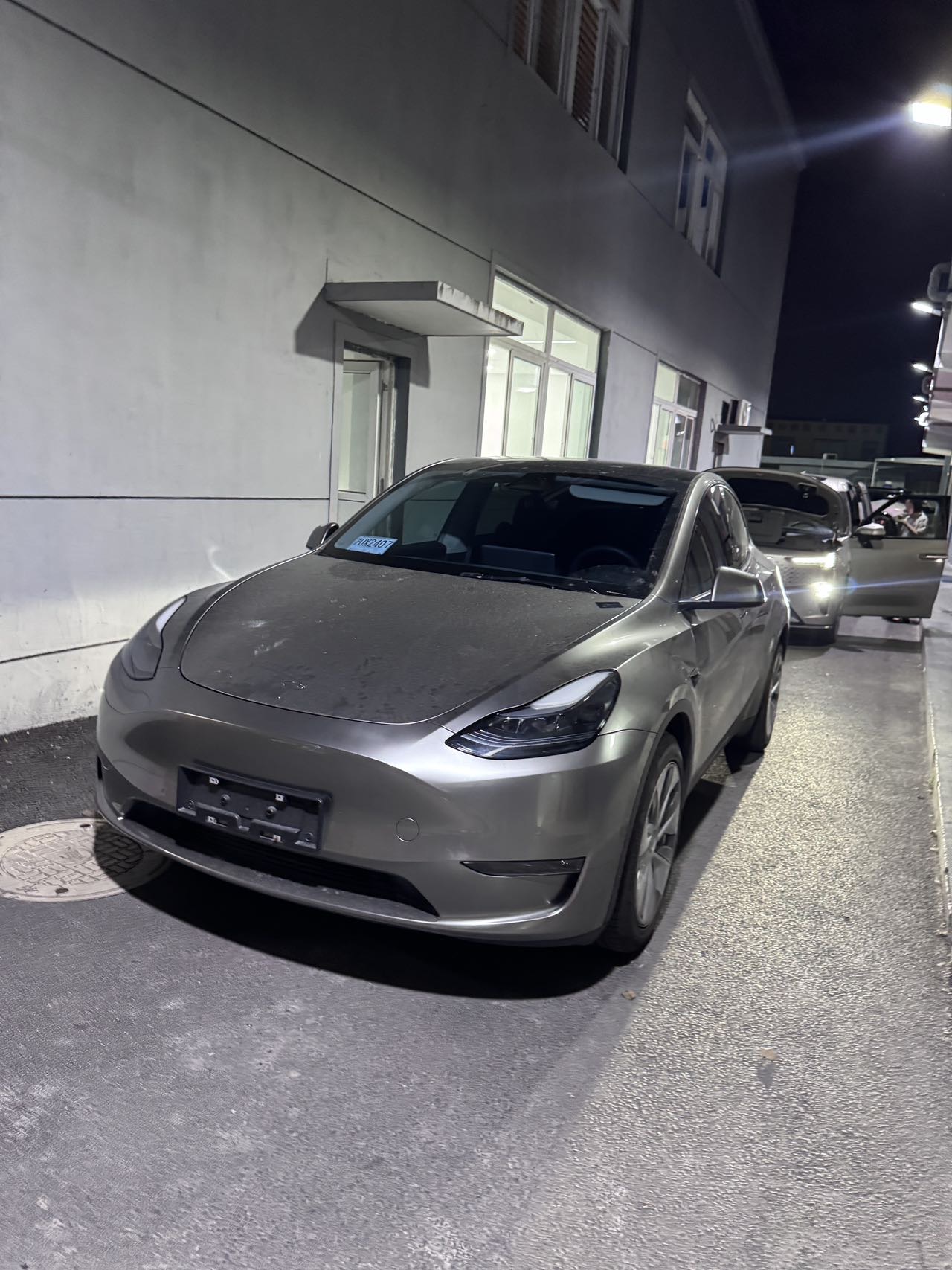 Tesla Model Y 2022 Tesla Model Y 2022 car image