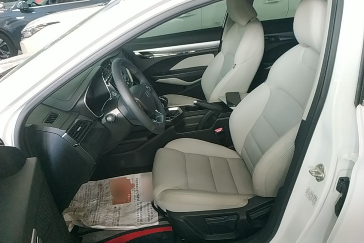 GEELY Binray 2019 image de voiture #15
