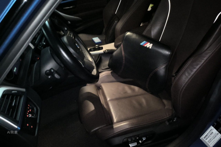 BMW 3 Series 2019 imagem de carro #17
