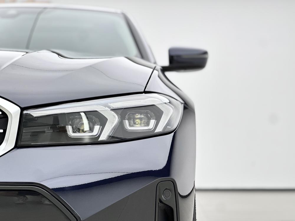 BMW 3 Series 2024 #7 BMW 3 Series 2024 car image #7