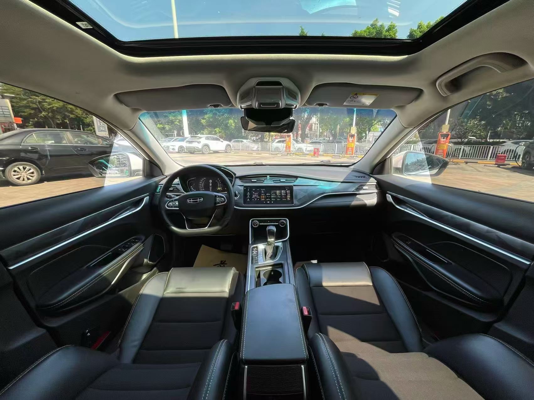 GEELY Binray 2022 car image #5