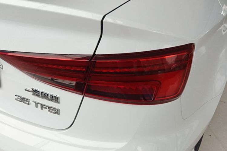 Audi A3 2021 immagine di auto #8