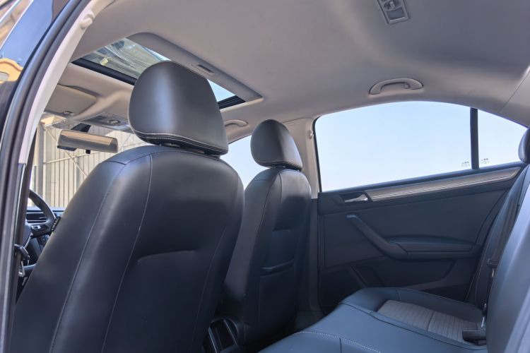 Volkswagen Santana 2018 #11 Volkswagen Santana 2018 car image #11