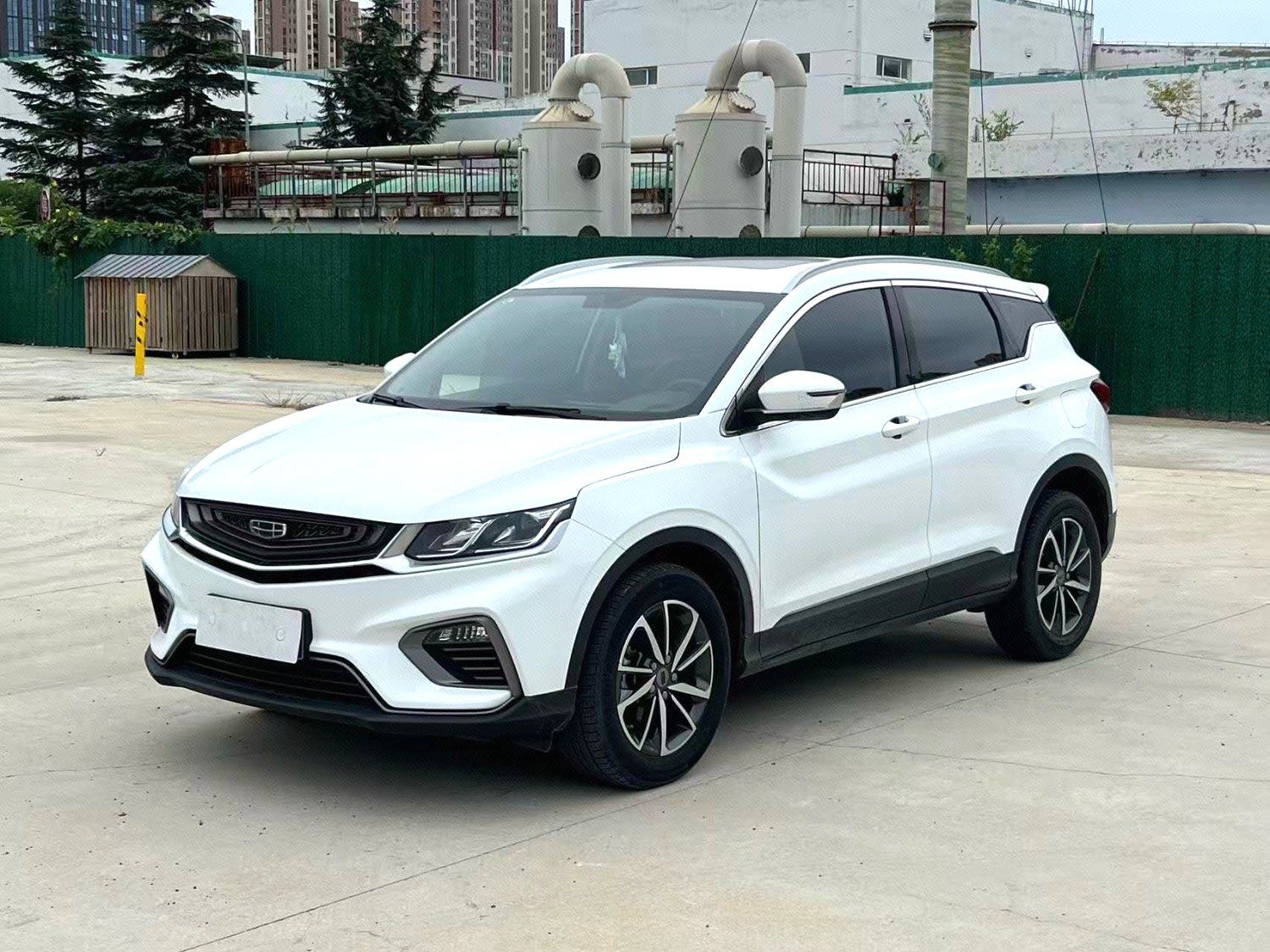 GEELY Coolray 2021 immagine di auto #3