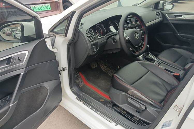 Volkswagen Golf 2019 #16 Volkswagen Golf 2019 car image #16