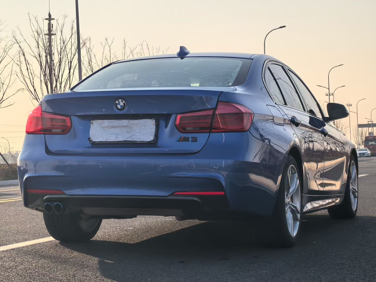 BMW 3 Series 2017 car image #9