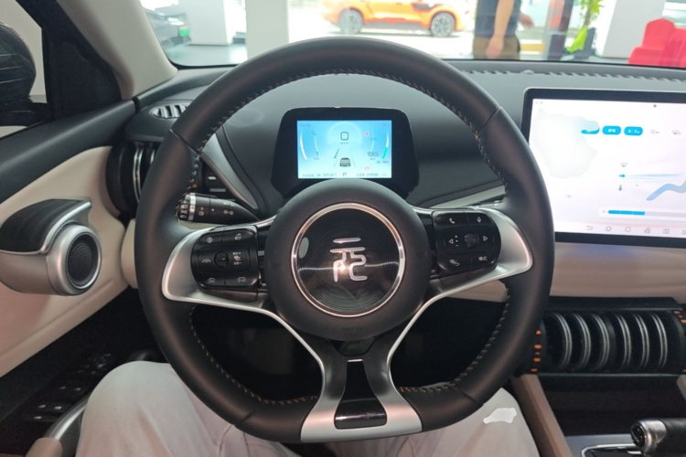 BYD Yuan Plus 2025 #11 BYD Yuan Plus 2025 car image #11