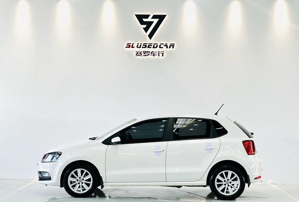 Volkswagen Polo 2016 car image #4