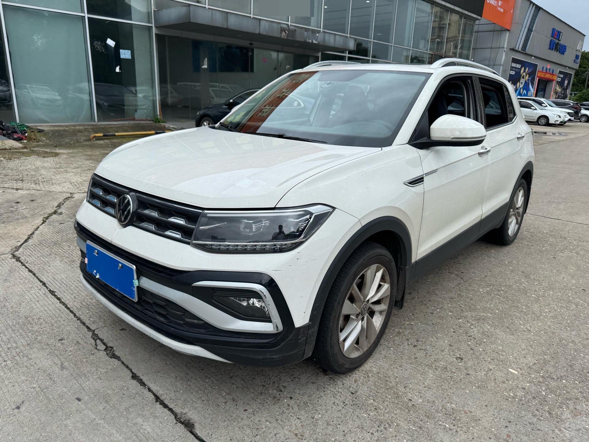 Volkswagen T-Cross 2021 car image 