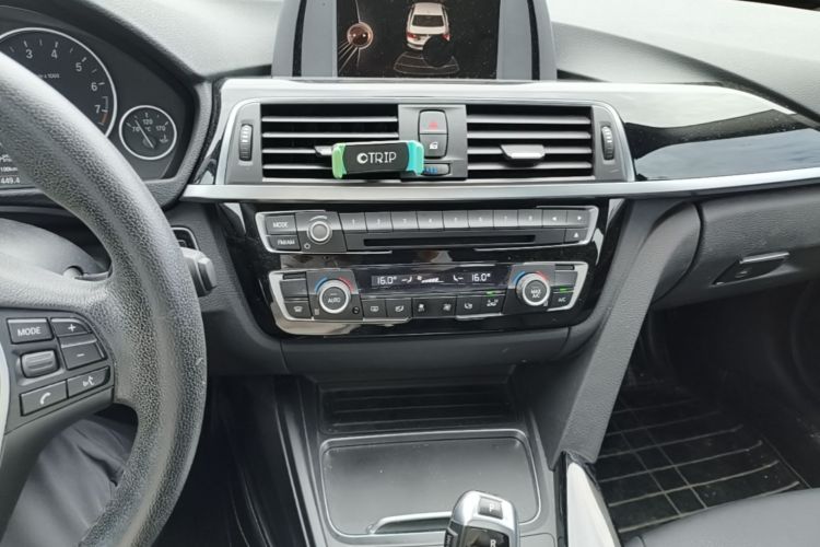 BMW 3 Series 2016 #13 BMW 3 Series 2016 car image #13