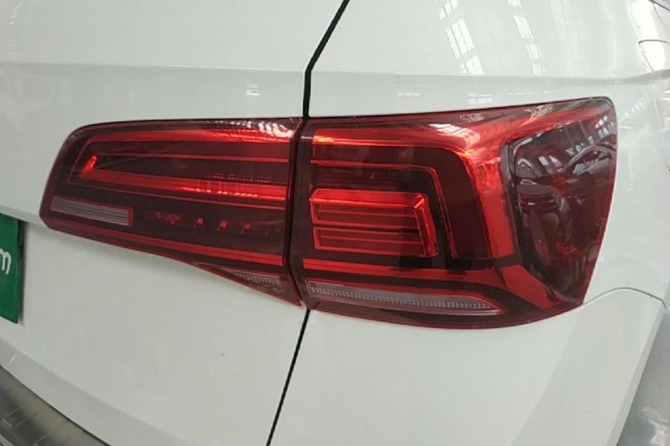 Volkswagen Tharu 2020 car image #8