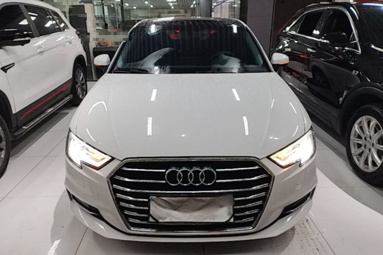 Audi A3 2020 car image #3
