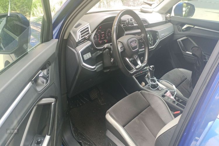 Audi Q3 2019 #18 Audi Q3 2019 car image #18