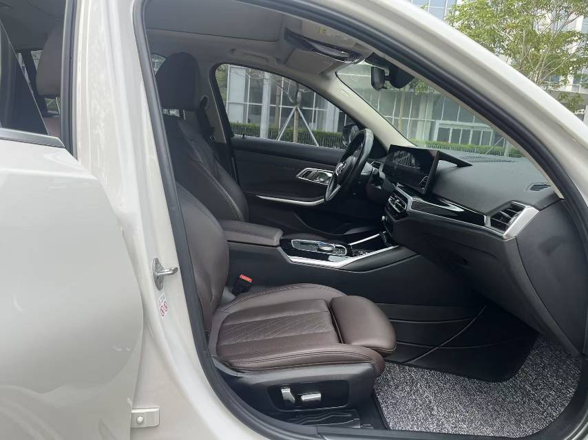 BMW i3 2023 #4 BMW i3 2023 car image #4