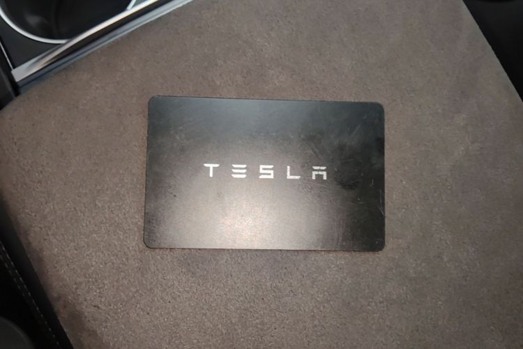 Tesla Model 3 2024 #9 Tesla Model 3 2024 car image #9