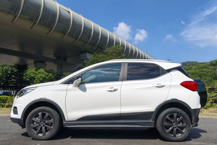 BYD Yuan New Energy 2020 #3 BYD Yuan New Energy 2020 car image #3