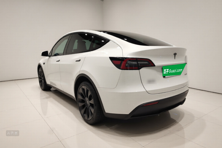 Tesla Model Y 2021 #5 Tesla Model Y 2021 car image #5