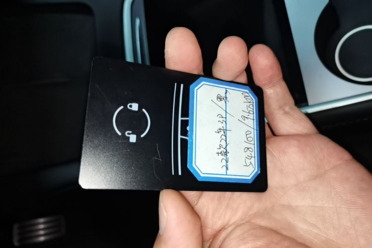 Tesla Model 3 2022 immagine di auto #9