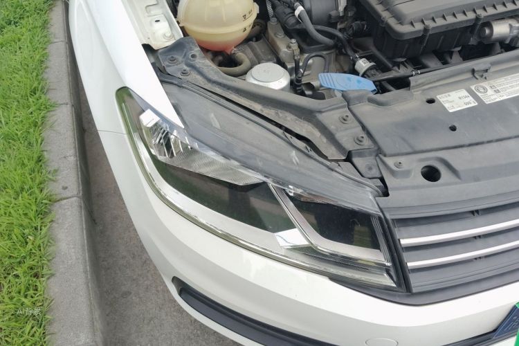 Volkswagen Santana 2022 car image #8
