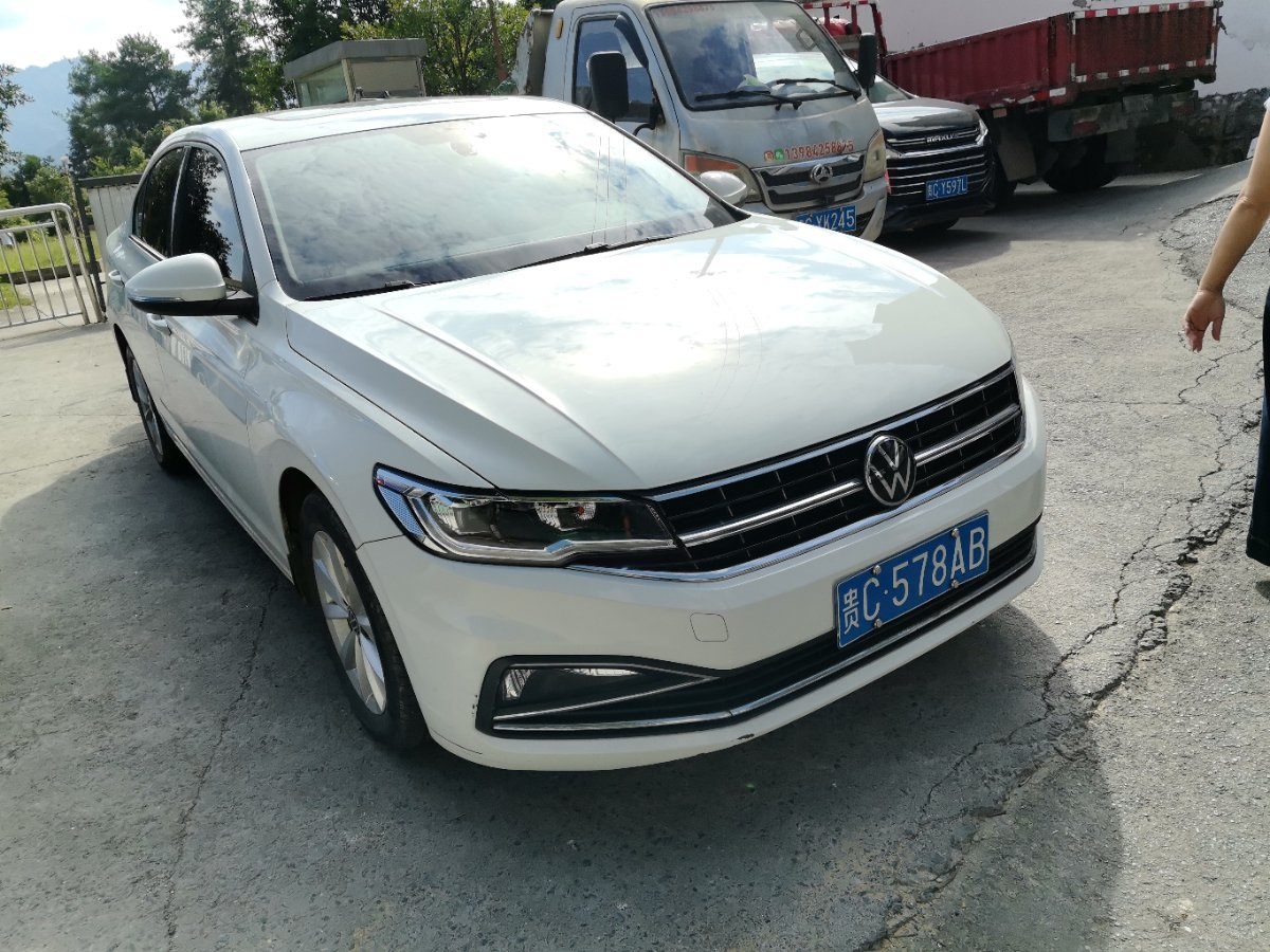 Volkswagen Bora 2022 car image #2