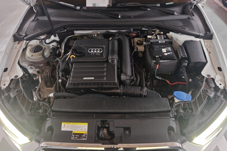 Audi A3 2018 car image #20
