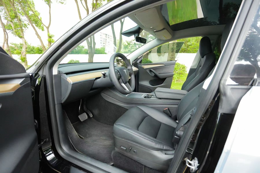Tesla Model Y 2021 #7 Tesla Model Y 2021 car image #7
