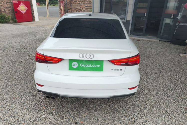 Audi A3 2019 immagine di auto #6