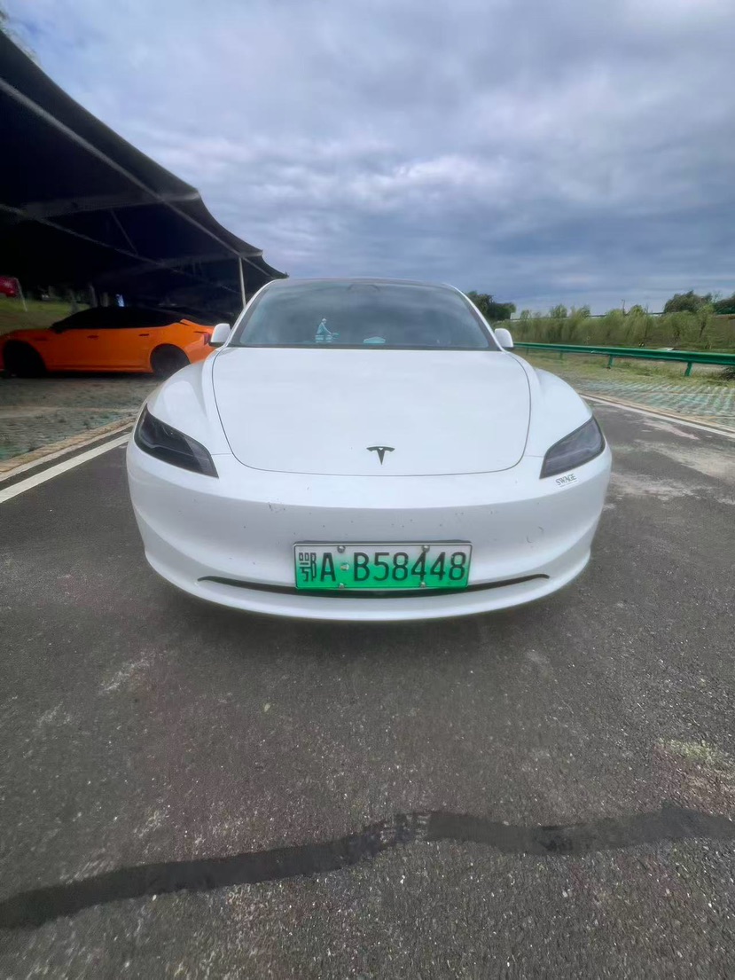 Tesla Model 3 2025 #2 Tesla Model 3 2025 car image #2