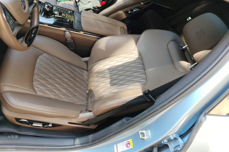 BYD Han 2023 car image #17
