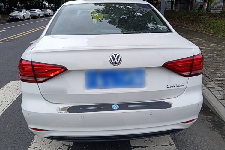 Volkswagen Lavida 2022 #4 Volkswagen Lavida 2022 car image #4
