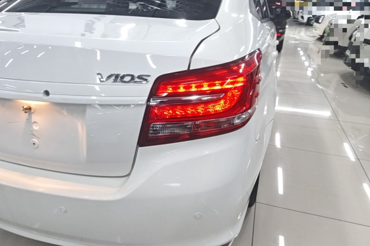 Toyota Vios 2018 car image #8