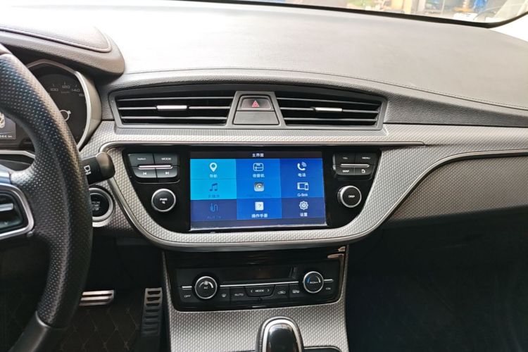 GEELY Emgrand GS 2018 #13 GEELY Emgrand GS 2018 car image #13