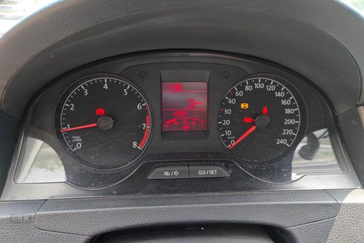 Volkswagen Santana 2016 car image #13