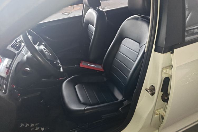 Volkswagen Santana 2018 car image #15