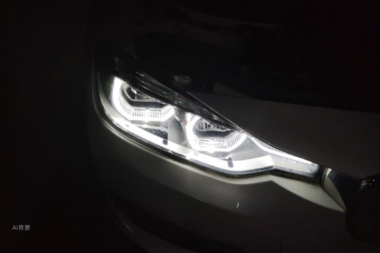 BMW 3 Series 2019 #8 BMW 3 Series 2019 car image #8