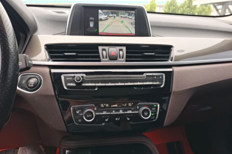 BMW X1 2019 صورة سيارة #13