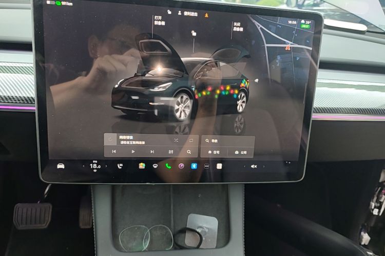 Tesla Model Y 2022 #13 Tesla Model Y 2022 car image #13