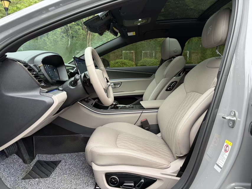 BYD Han 2025 car image #4