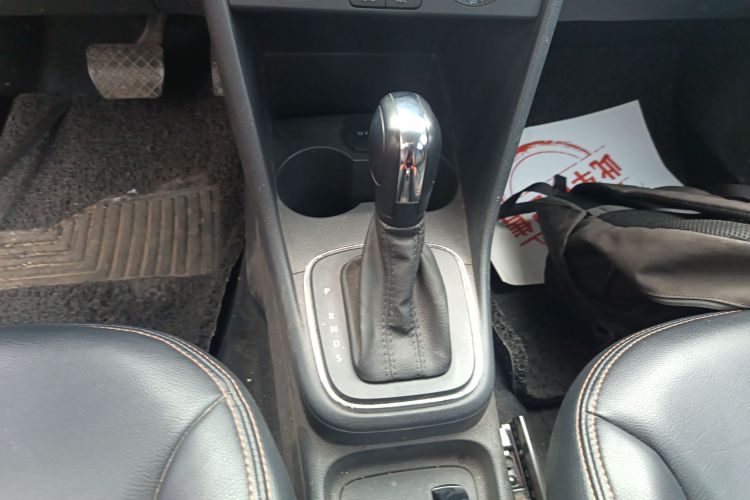 Volkswagen Polo 2019 #14 Volkswagen Polo 2019 car image #14